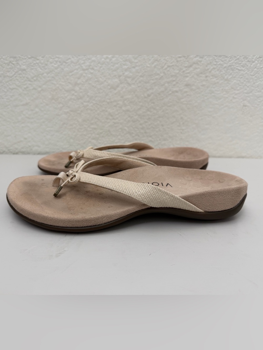 VIONIC Bella Sandal Neutral Arch Support Flip Flop Sandals Women’s Size 7.5